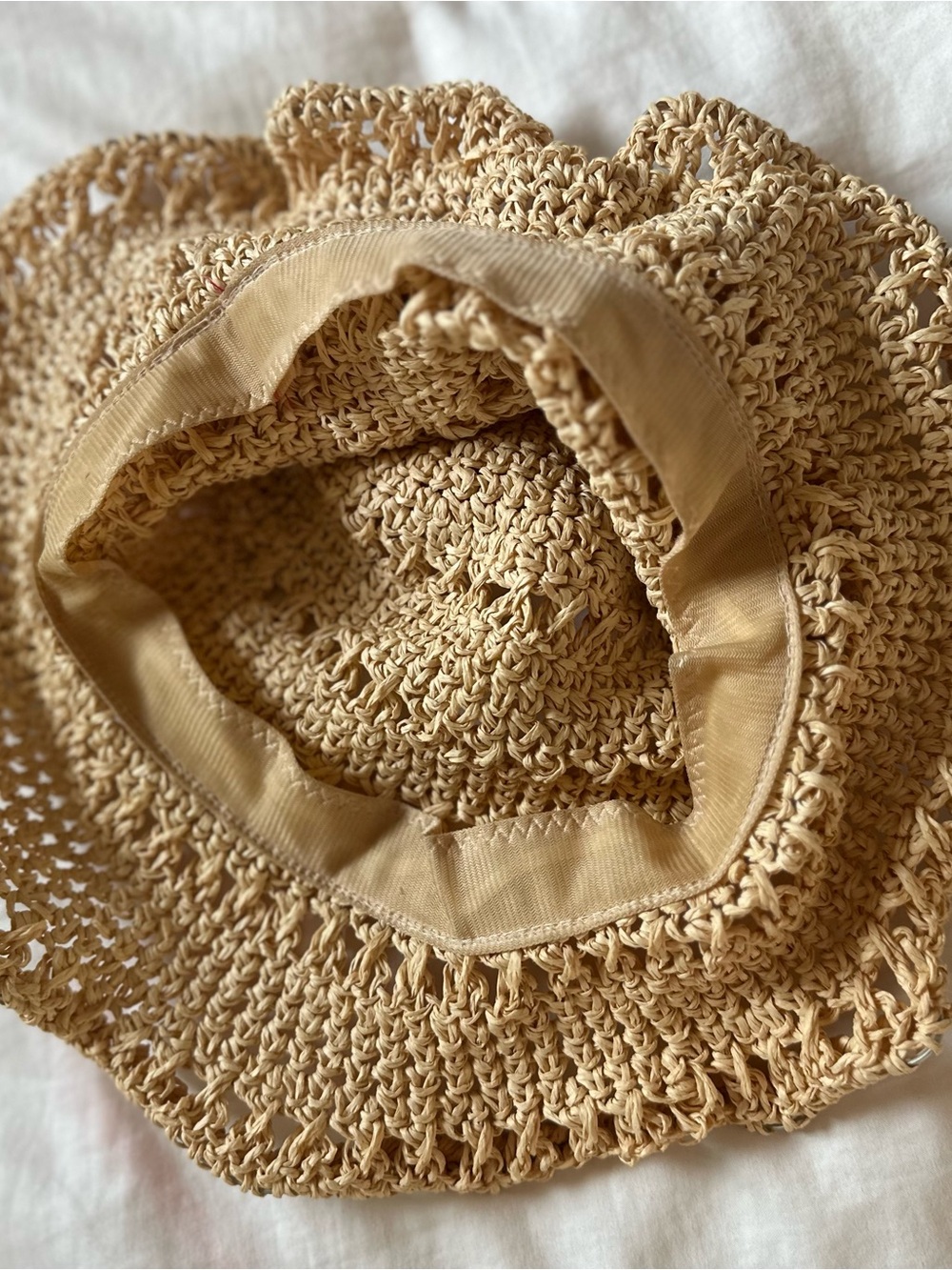 Vintage 90s Crochet Straw Bucket Hat Ruffle Wired Brim Sun Hat Boho FestivalBea - Picture 4 of 4